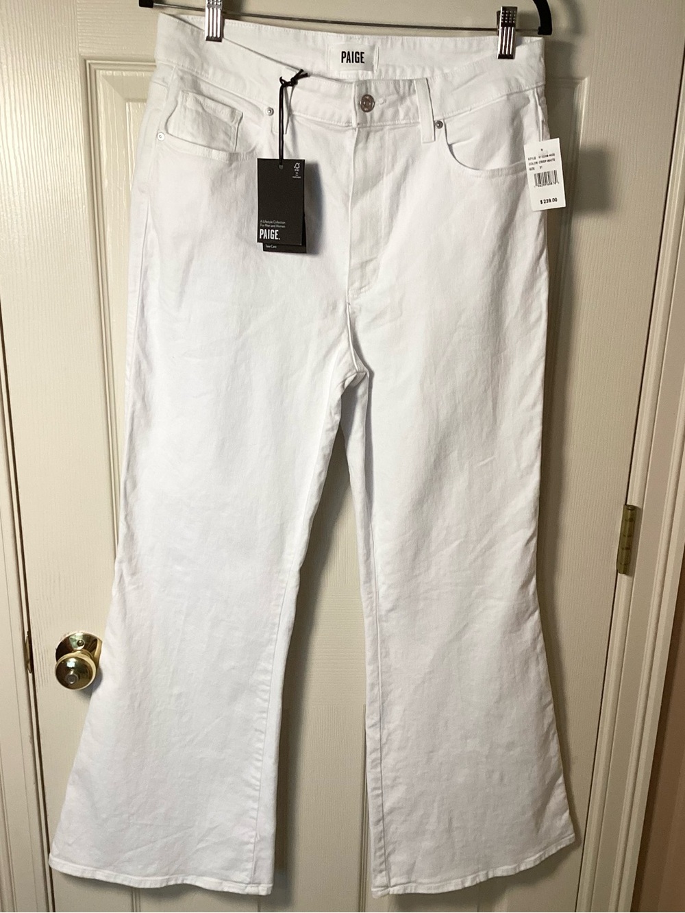 PAIGE NWT Marlow Skimmer Crisp White Flare Jeans - Size 31